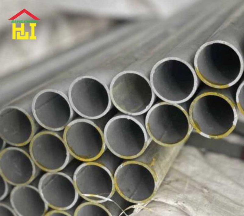 thép ống phi 32