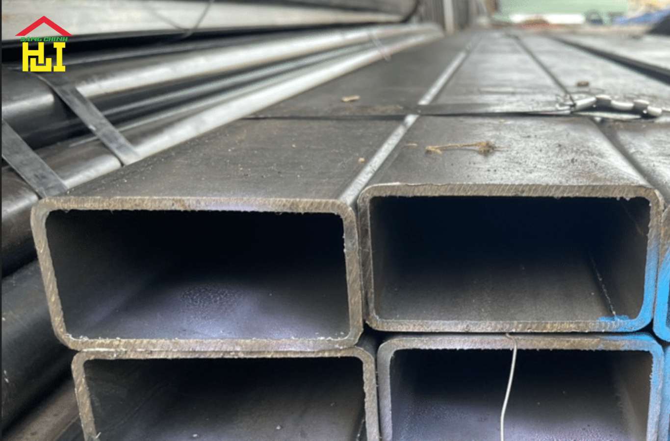 Phân loại thép hộp 25x50