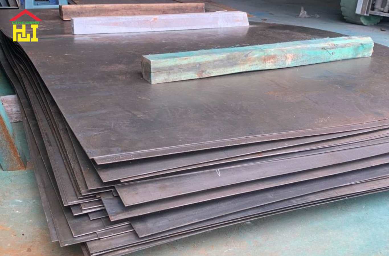 Kích thước và trọng lượng của thép tấm dày 2ly