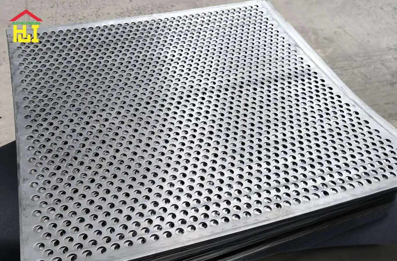 Tôn lỗ mạ kẽm 10 Thông số kỹ thuật cơ bản của tôn lỗ mạ kẽm