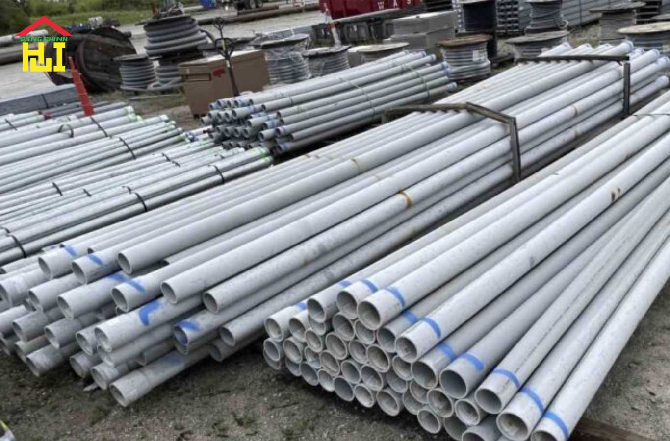 So sánh thép ống đen phi 32 và thép ống mạ kẽm phi 32