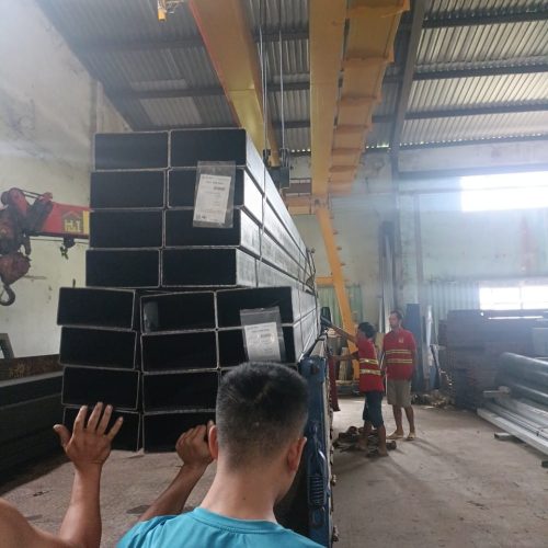 Thép ống mạ kẽm nhúng nóng Hòa Phát