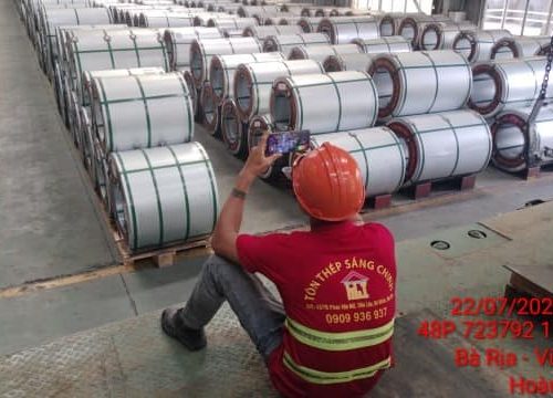 Tôn lạnh màu Hoa Sen 3 zem
