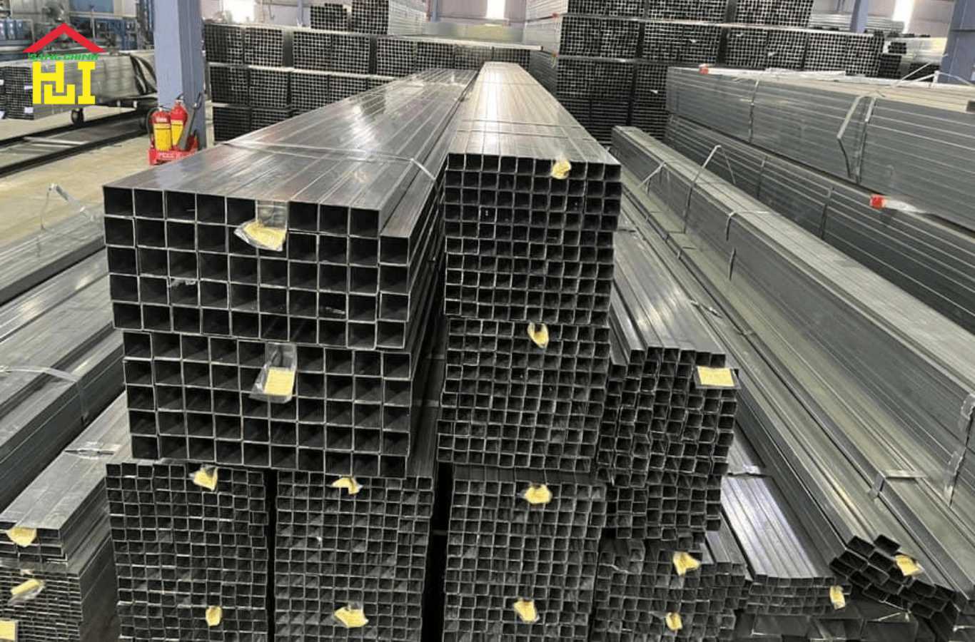 Những lưu ý khi mua thép hộp Hoà Phát