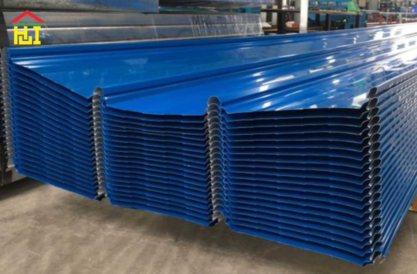 Ưu điểm nổi bật của tôn Cliplock Hoa Sen