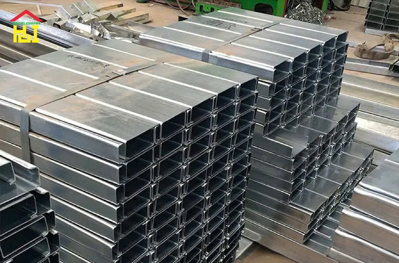 Xà gồ C150 11 Thông số kỹ thuật chi tiết của xà gồ C150