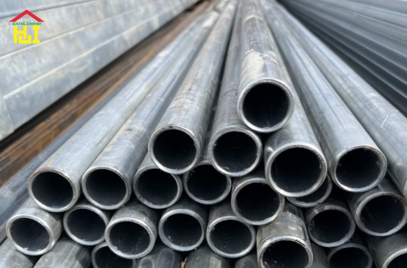 Thép ống đúc phi 34 được sản xuất theo nhiều tiêu chuẩn kỹ thuật quốc tế 