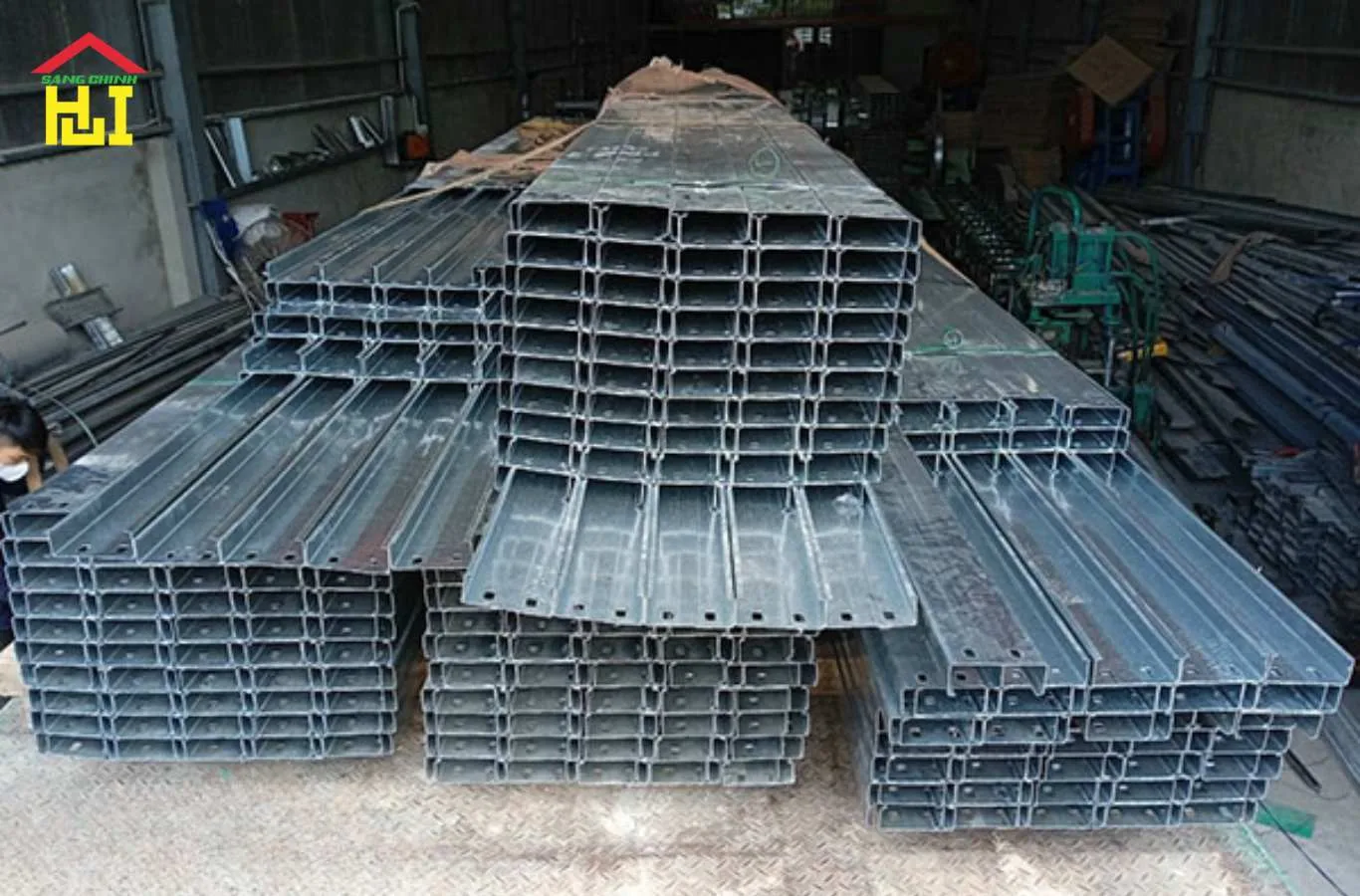 Xà gồ C150 12 Ưu điểm nổi bật của xà gồ C150