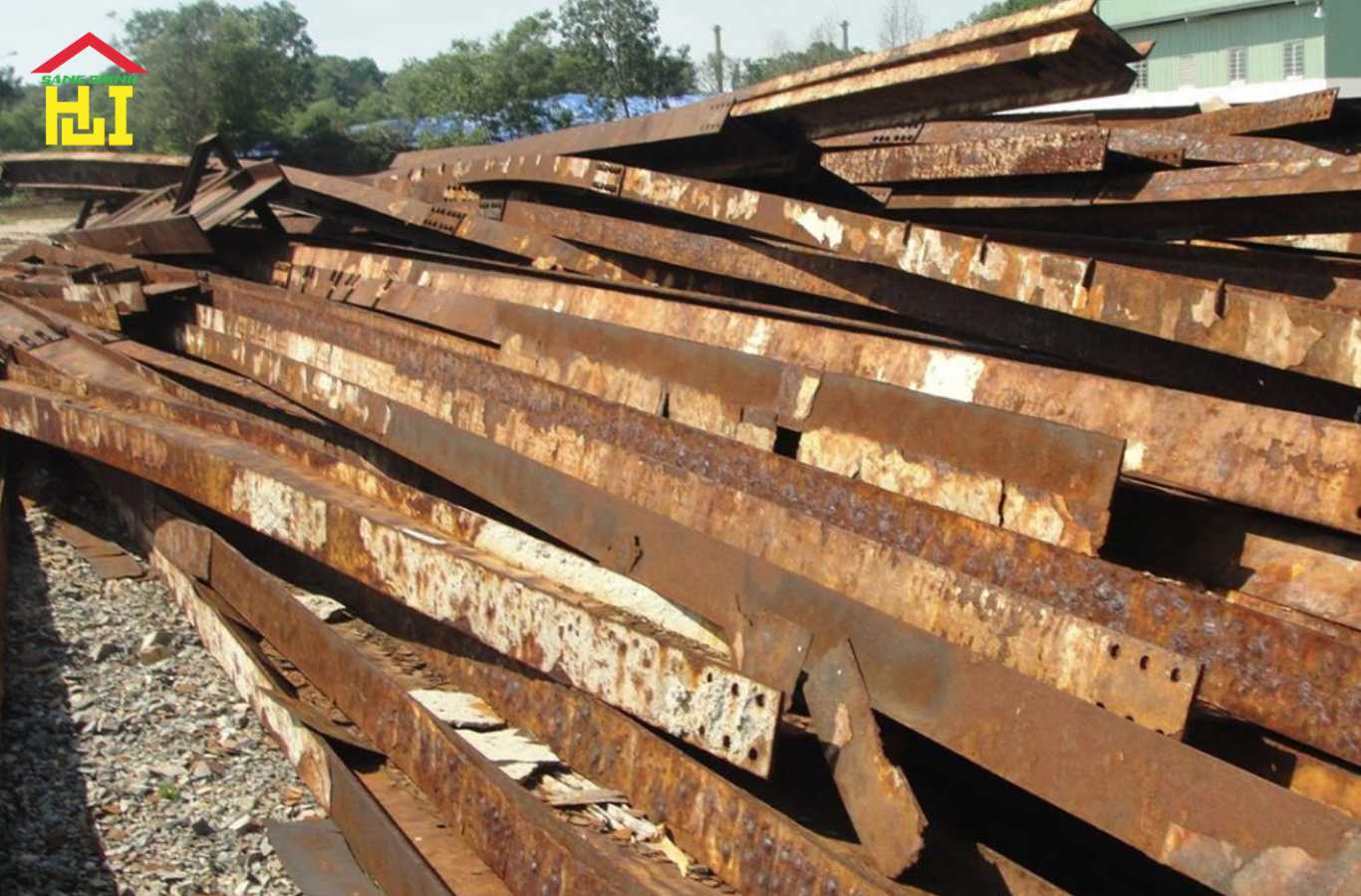 Vì sao cần bảo quản thép xây dựng?