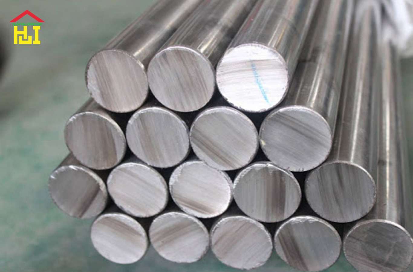 Các yếu tố ảnh hưởng đến trọng lượng thép ống tròn