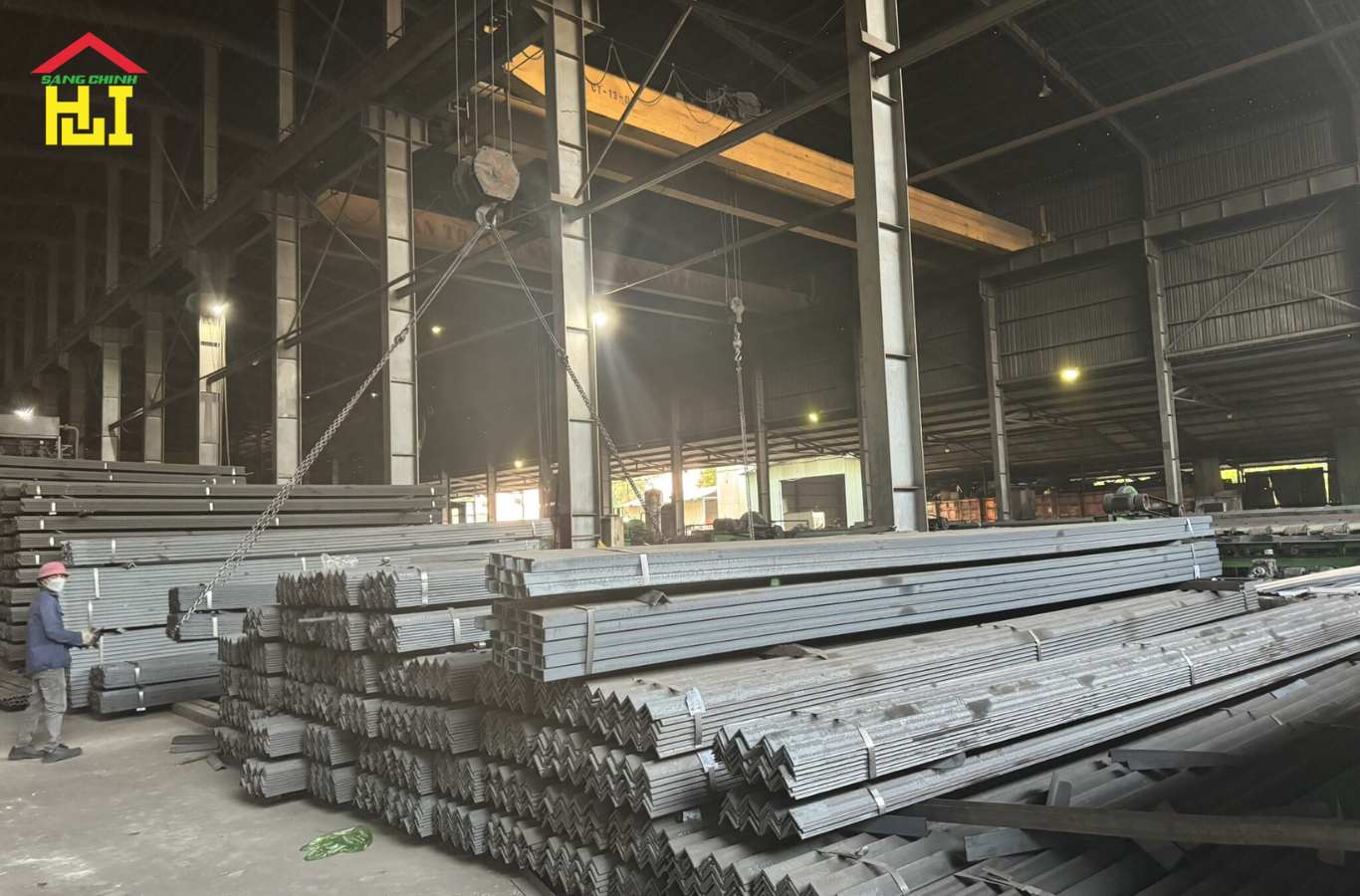 An Khánh có hai nhà máy thép chính