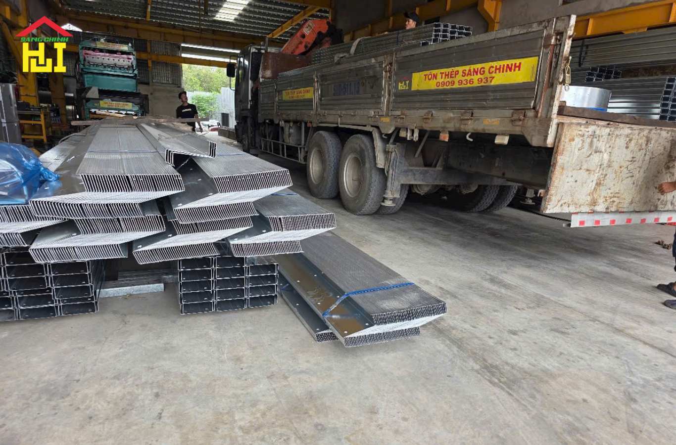 Dự án cải tạo mái tôn nhà máy sản xuất gỗ